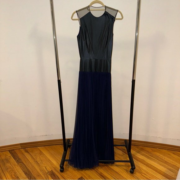 ADEAM NAVY GOWN. NEW. NO SIZE OR SALES TAG - Picture 4 of 15
